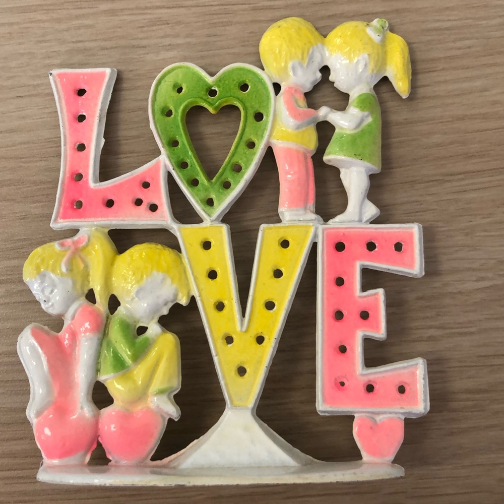 Vintage metal earring holder tree love spell out with boy and girl 70s vibes